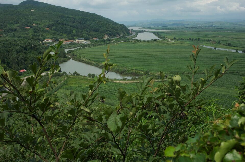 Kim Jong Un visitó China a través de un nuevo puente sobre el río Yalú
